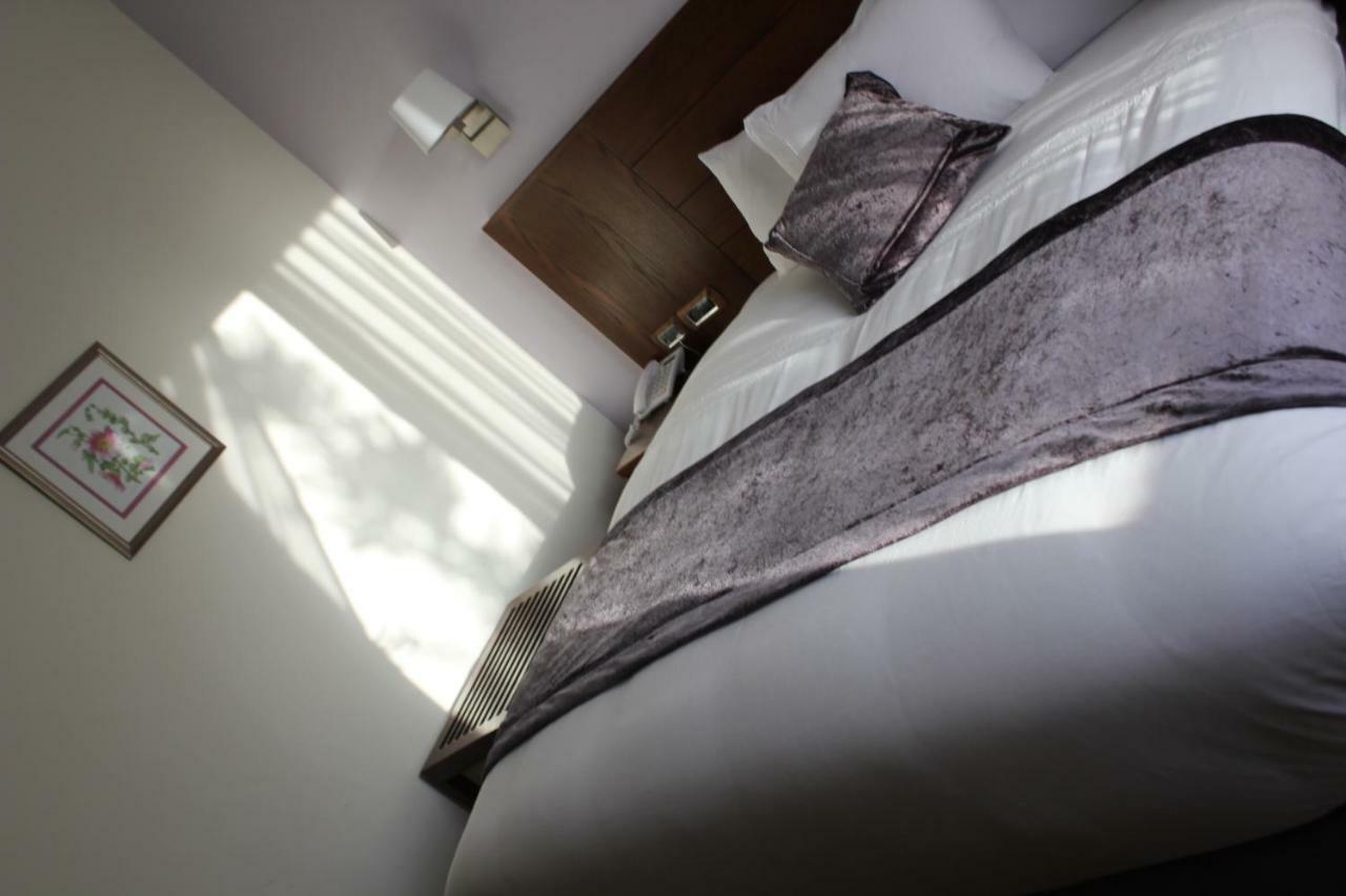 Lavender Boutique Hotel Ramallah Ngoại thất bức ảnh